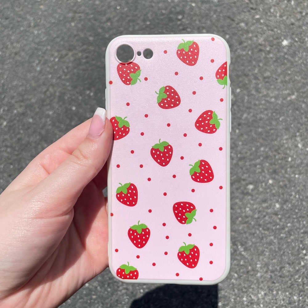 shein pink and red strawberry iphone se/7/8 phone case (new w/o tags)